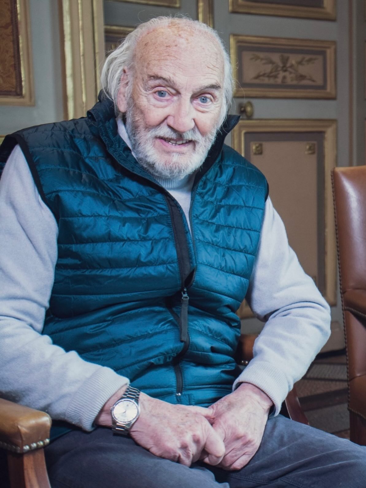 Ayer nos dejó el actor argentino Héctor Alterio a los 96 años. Estuvo en varias ocasiones en la Casa de América. La última vez fue en 2019, cuando pudimos entrevistarle junto a su hijo Ernesto.
Que la tierra te sea leve.