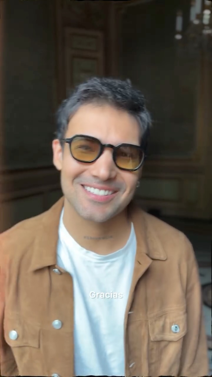 🎶 Nos visitó @eziooliva para participar en @conversatorios_tve con @j_somoano.
📺 Muy pronto podrás ver el programa completo en @rtve.