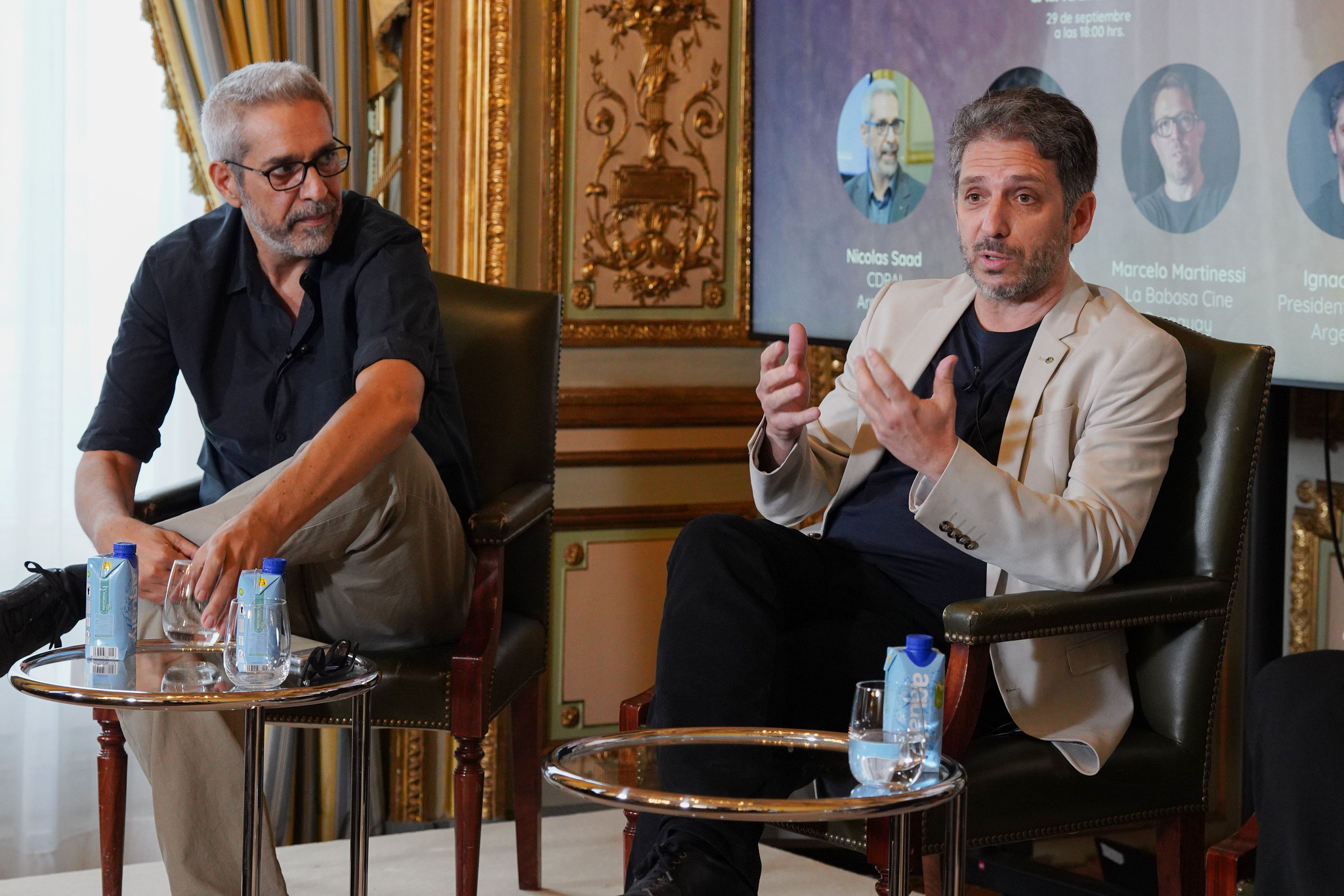 🎬 🌎 ¿Cómo se construye un cine de ida y vuelta entre España y América Latina?

En el inicio de la segunda edición del ciclo Miradas compartidas, conversamos sobre las coproducciones entre España y Latinoamérica, su presencia en Europa y los desafíos y oportunidades para seguir impulsando el audiovisual iberoamericano.

El ciclo, organizado por Fundación Carolina y Casa de América, se desarrollará durante el mes de octubre con cuatro películas de Paraguay, Cuba, Argentina y Chile, acompañadas de coloquios con sus directores.

👥 Con María Victoria García Ojeda, Érika Rodríguez, Mariana Barassi, Marcelo Martinessi, Ignacio Rey, Cristina Gallego y Nicolás Saad.

📺 Ver en nuestro YouTube, enlace en la bio.