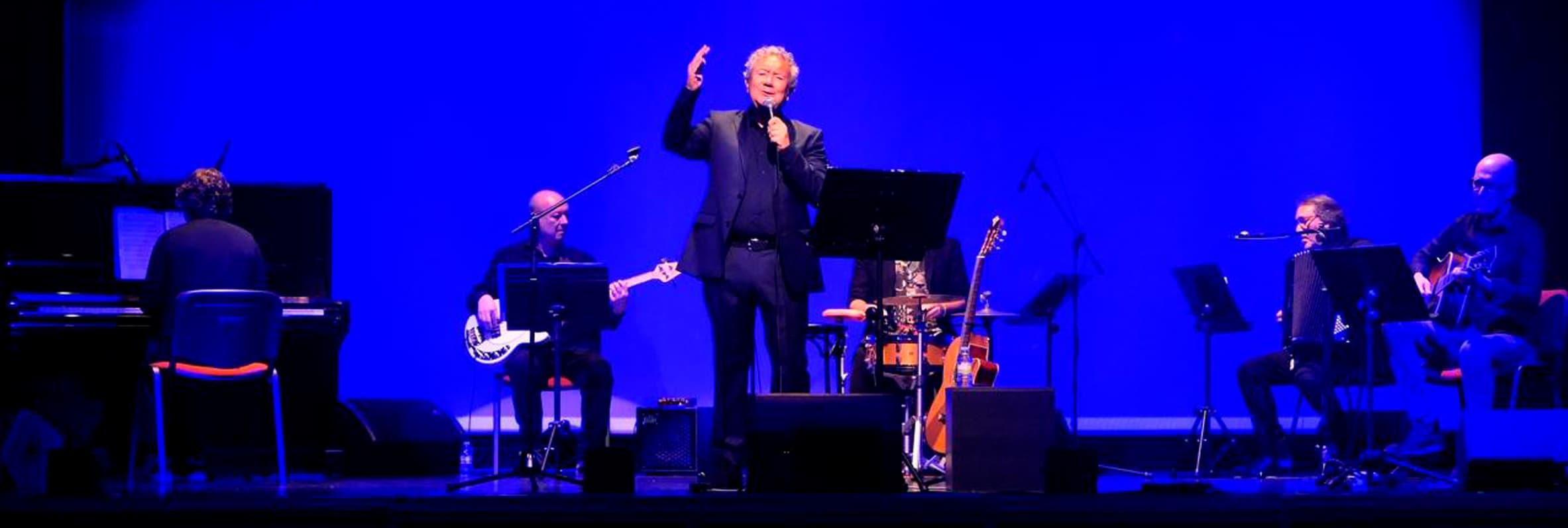 Indianos: el latido de dos orillas