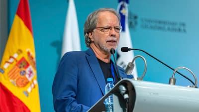 Mia Couto, ganador del Premio FIL de Literatura en Lenguas Romances 2024, dialoga con Mercedes Monmany 