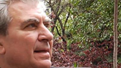 César Antonio Molina